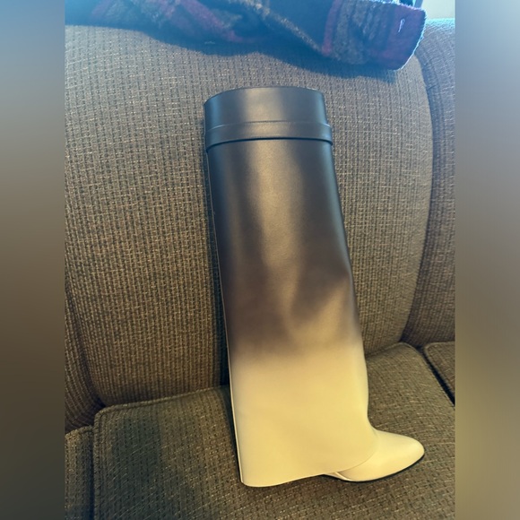 Givenchy Shark Ombre Boots - Never Worn - Picture 4 of 8